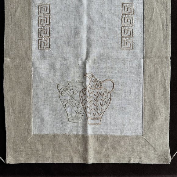 Table Runner, Handmade, Embroidered Linen, 16.5" x 41.5" - Picture 7 of 7